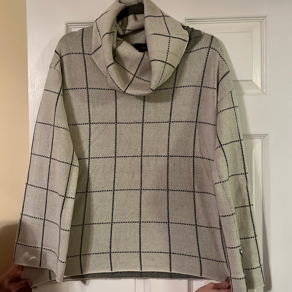 Rain sweater